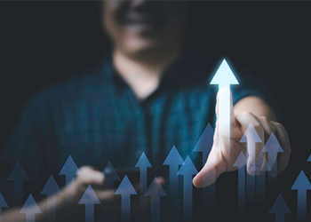 How to Choose an Accelerator for Scaling Your Business: Criteria and Pitfalls