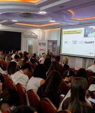 Valentyn Vasilevsky Speaks at Marketing Forum in Chisinau